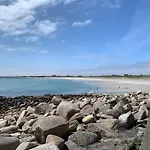 Feriehus Seascape On The Edge Of Town: 4 Beds Ensuite. Belmullet
