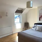 Feriehus Seascape On The Edge Of Town: 4 Beds Ensuite. Belmullet