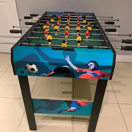 Ferienhaus Seascape On The Edge Of Town: 4 Beds Ensuite. Belmullet