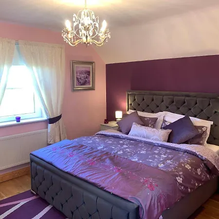 別荘 Seascape On The Edge Of Town: 4 Beds Ensuite.