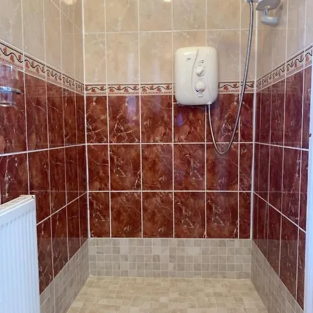 Seascape On The Edge Of Town: 4 Beds Ensuite. Σπίτι διακοπών *