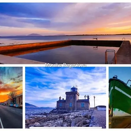 Seascape On The Edge Of Town: 4 Beds Ensuite.