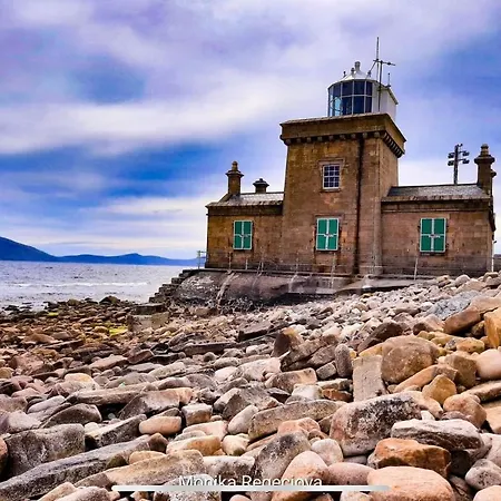 Seascape On The Edge Of Town: 4 Beds Ensuite. Belmullet