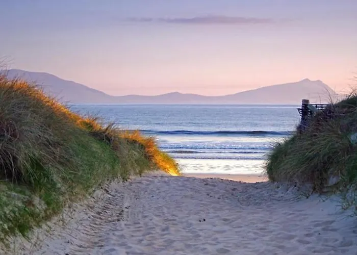 Prázdninový dům Seascape On The Edge Of Town: 4 Beds Ensuite.